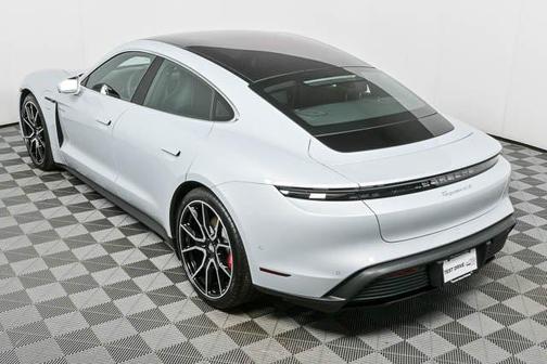 2025 Porsche Taycan 4S