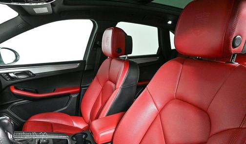 2021 Porsche Macan S