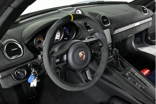2024 Porsche 718 Cayman GT4 RS