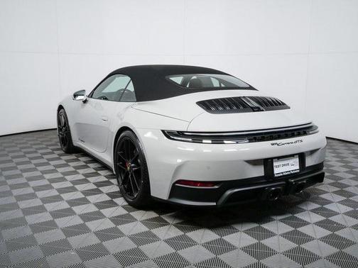 2026 Porsche 911 Carrera GTS