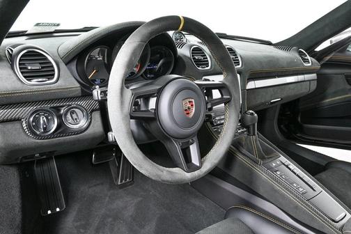 2024 Porsche 718 Spyder RS