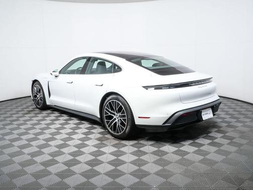 2022 Porsche Taycan 4S