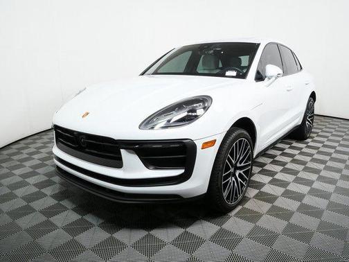 2024 Porsche Macan AWD