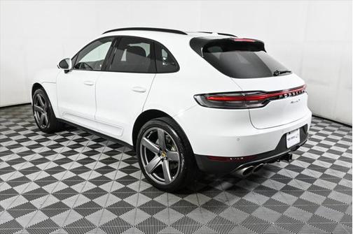 2021 Porsche Macan Base