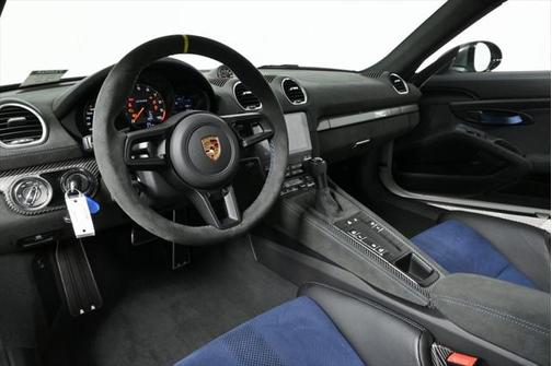 2024 Porsche 718 Cayman GT4 RS