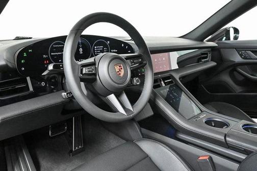 2025 Porsche Taycan RWD