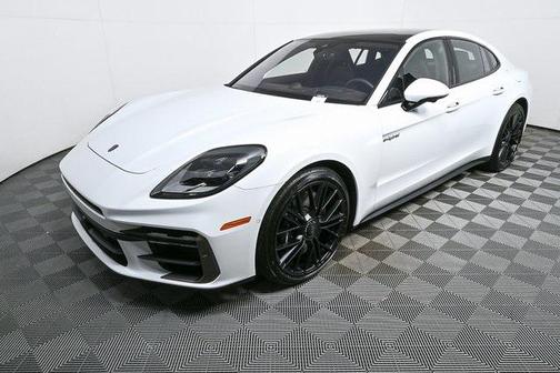 2026 Porsche Panamera Turbo E-Hybrid
