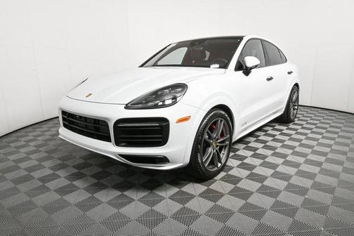 2022 Porsche Cayenne GTS