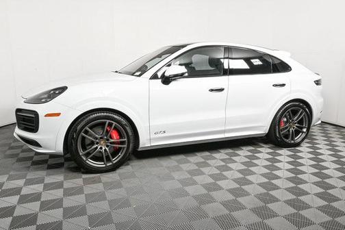 2022 Porsche Cayenne GTS