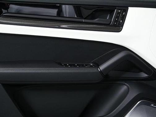 2026 Porsche Cayenne GTS