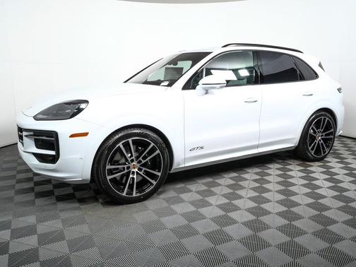 2026 Porsche Cayenne GTS