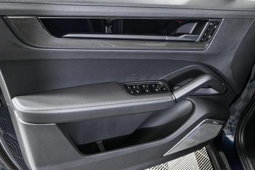 2024 Porsche Cayenne Turbo GT