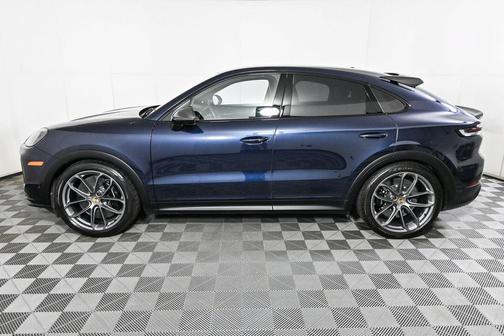 2024 Porsche Cayenne Turbo GT