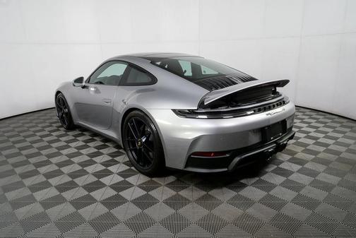 2026 Porsche 911 Carrera GTS