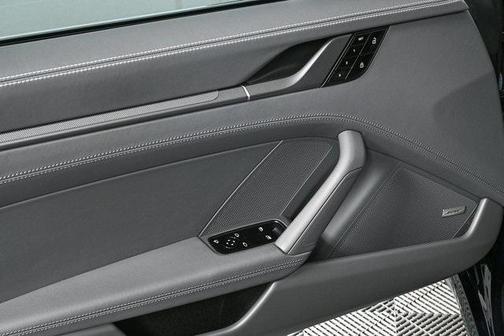 2021 Porsche 911 Carrera
