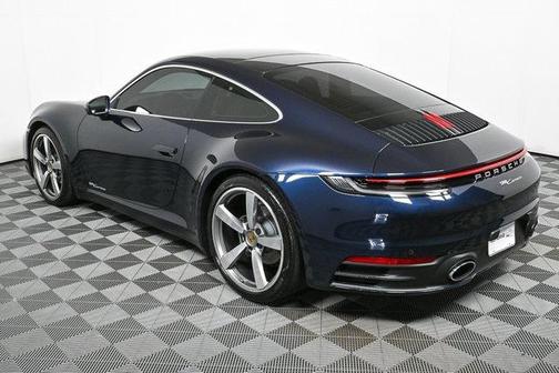 2021 Porsche 911 Carrera
