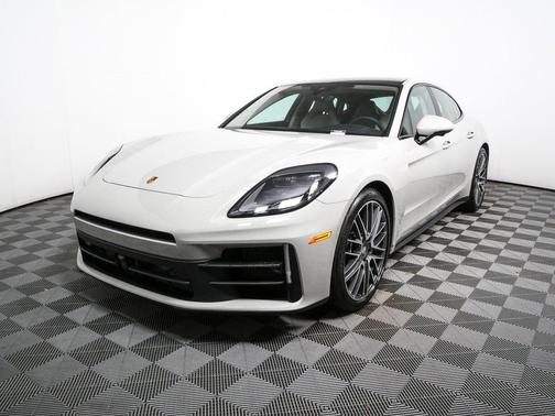 2026 Porsche Panamera RWD