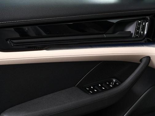 2026 Porsche Panamera RWD