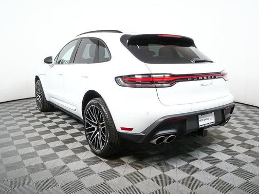 2026 Porsche Macan S