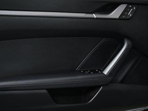 2025 Porsche 911 RWD