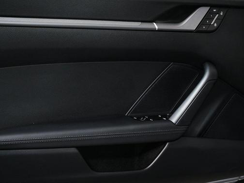 2025 Porsche 911 RWD