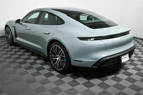 2025 Porsche Taycan RWD