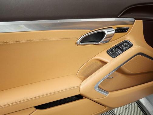 2018 Porsche 911 Carrera 4S Cabriolet