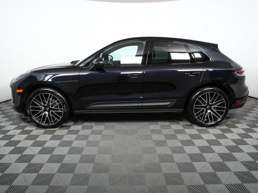2025 Porsche Macan AWD