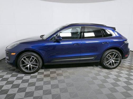 2025 Porsche Macan AWD