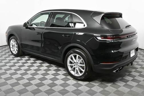 2025 Porsche Cayenne AWD