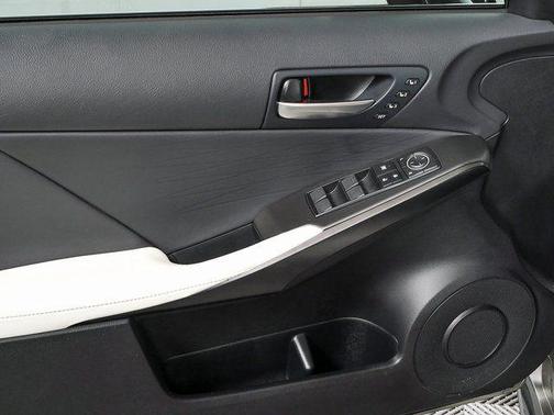 2022 Lexus IS 350 Base