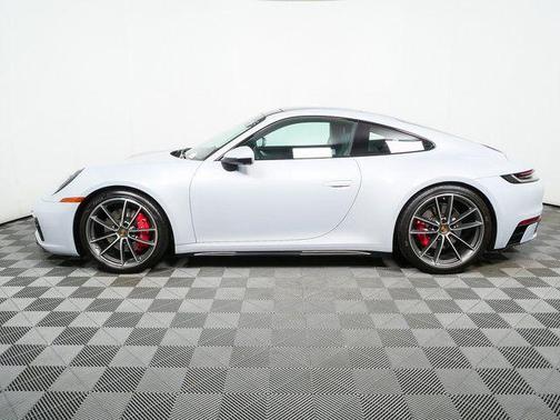 2024 Porsche 911 Carrera 4S