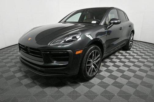 2025 Porsche Macan Base