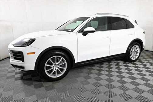 2024 Porsche Cayenne AWD