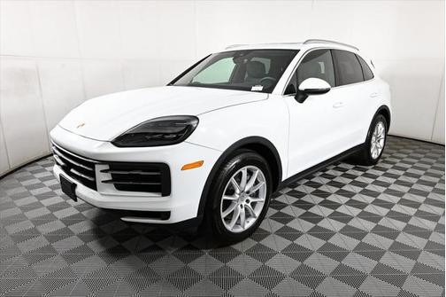 2024 Porsche Cayenne AWD