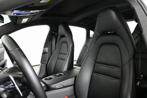 2022 Porsche Panamera Platinum Edition