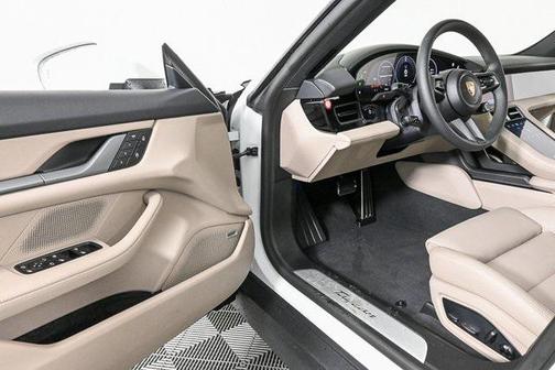 2025 Porsche Taycan RWD