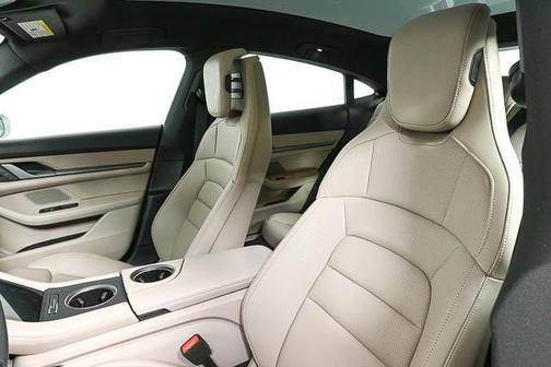 2025 Porsche Taycan RWD