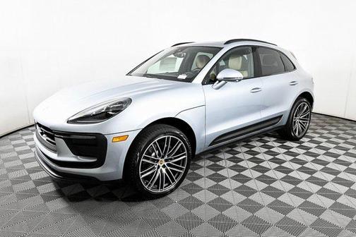 2024 Porsche Macan Base