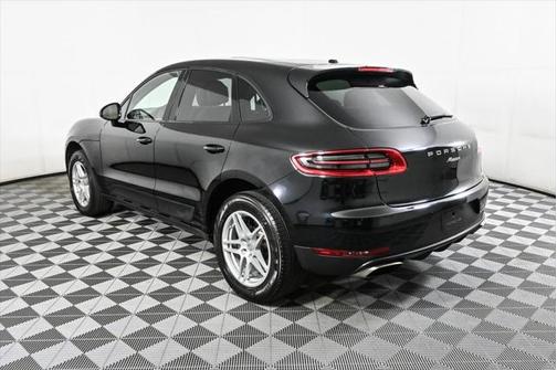 2017 Porsche Macan Base