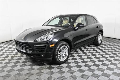 2017 Porsche Macan Base