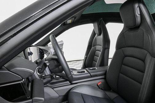 2025 Porsche Taycan RWD