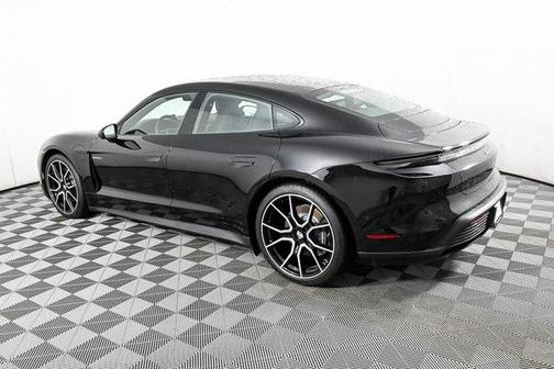 2025 Porsche Taycan RWD