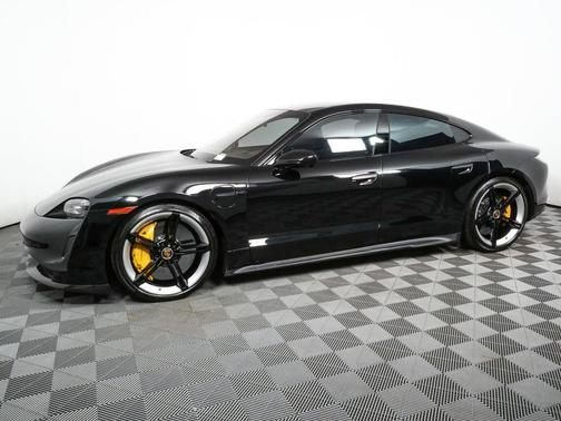 2021 Porsche Taycan Turbo S
