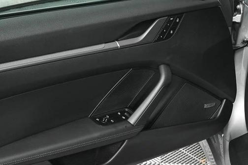 2024 Porsche 911 Carrera