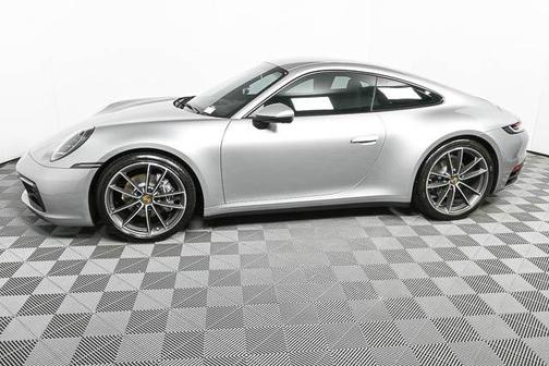 2024 Porsche 911 Carrera