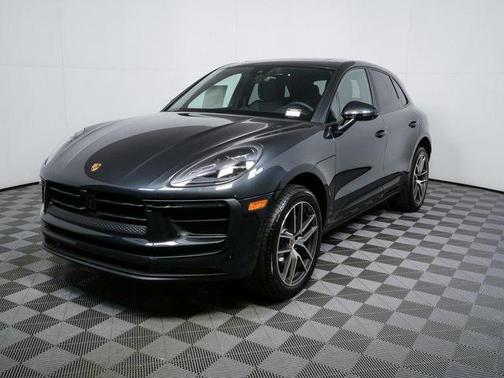 2026 Porsche Macan AWD
