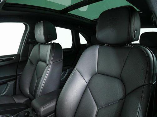 2026 Porsche Macan T