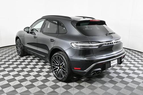2026 Porsche Macan AWD