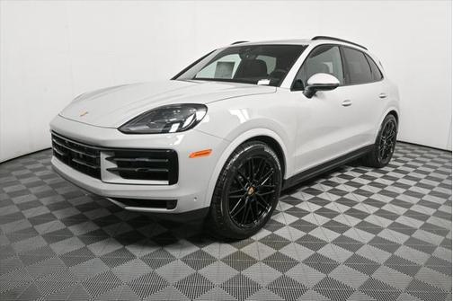 2025 Porsche Cayenne AWD